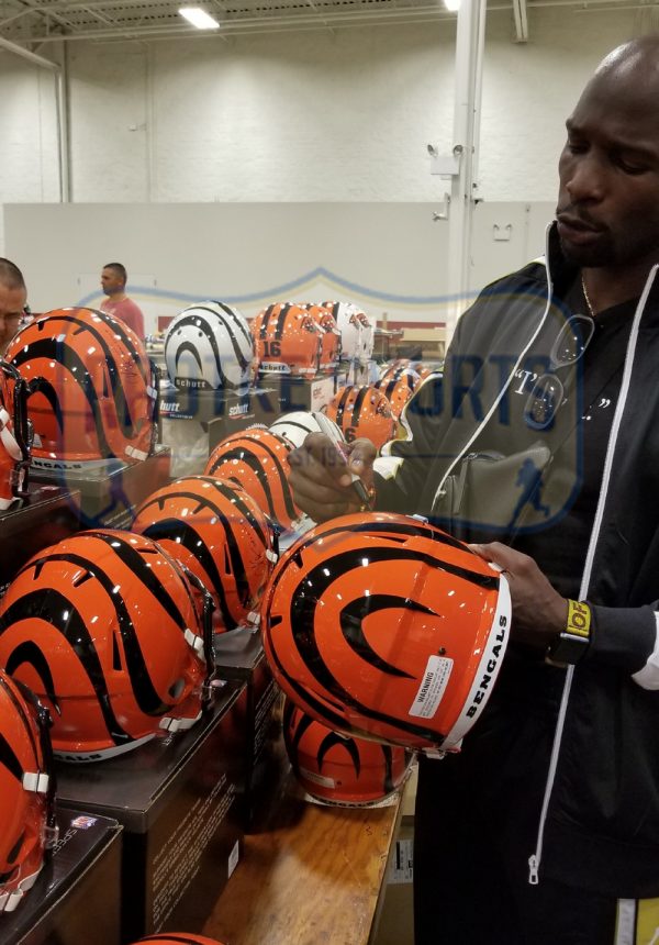 Chad Johnson Signed Cincinnati Bengals NFL Full Size Speed Helmet With "Ocho Cinco" Inscription-32771