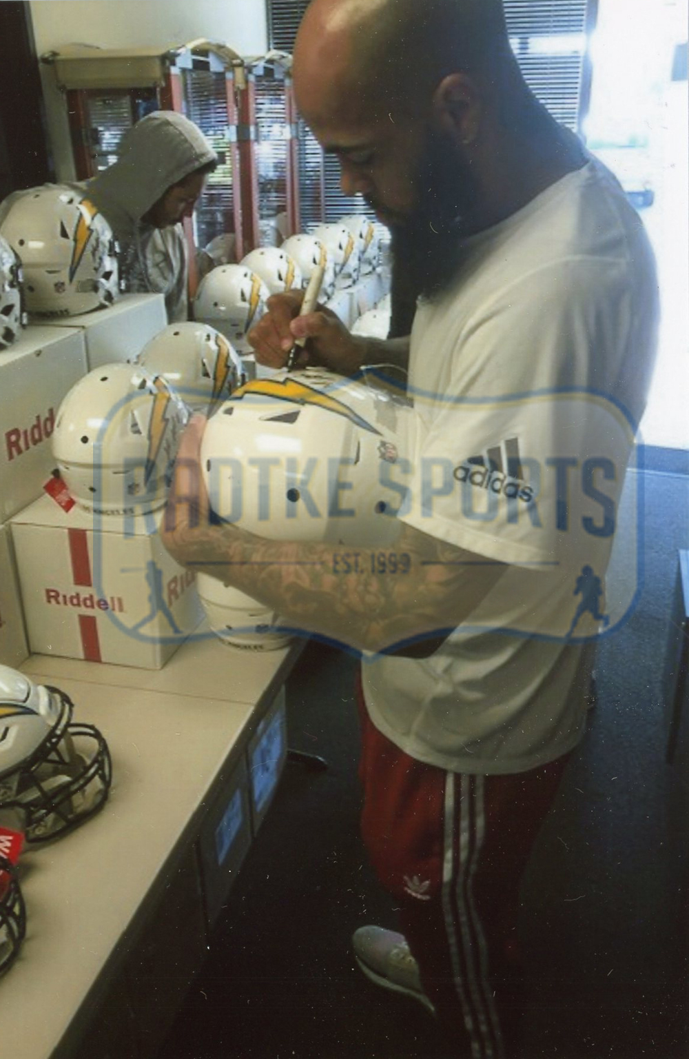 Keenan Allen Signed Los Angeles Chargers Riddell Authentic Speed Flex NFL Helmet with "Bolt Up" Inscription - Image 2