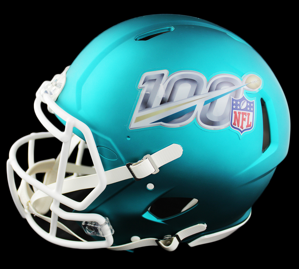 Tyreek Hill Signed Super Bowl LIV Speed Authentic NFL Helmet - Image 2