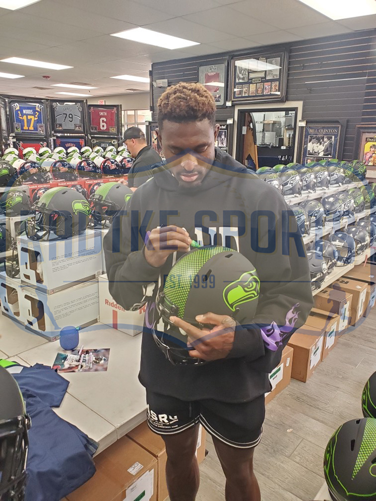 DK Metcalf Signed Seattle Seahawks Speed Authentic Eclipse NFL Helmet - Image 2