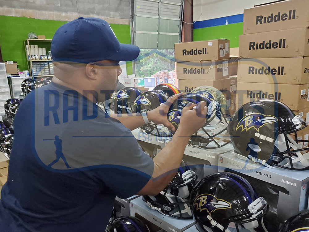 Jamal Lewis Signed Baltimore Ravens Speed Authentic NFL Helmet - Image 3