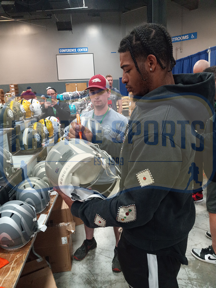 Ja'Marr Chase Signed Cincinnati Bengals Speed Authentic Slate NFL Helmet - Image 2
