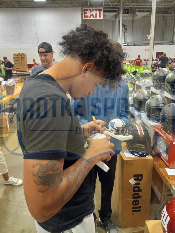 Jalin Hyatt Signed New York Giants Speed Lunar NFL Mini Helmet - Image 2