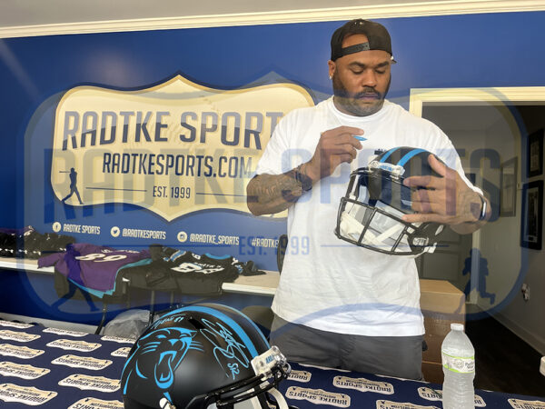 Steve Smith Sr. Signed Carolina Panthers Speed Authentic Alternate Black NFL Helmet With "Agent 89" Inscription - Image 3