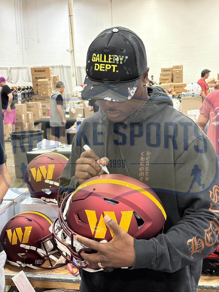 Terry McLaurin Signed Washington Commanders Speed Flex Authentic 2024 NFL Helmet - Image 5