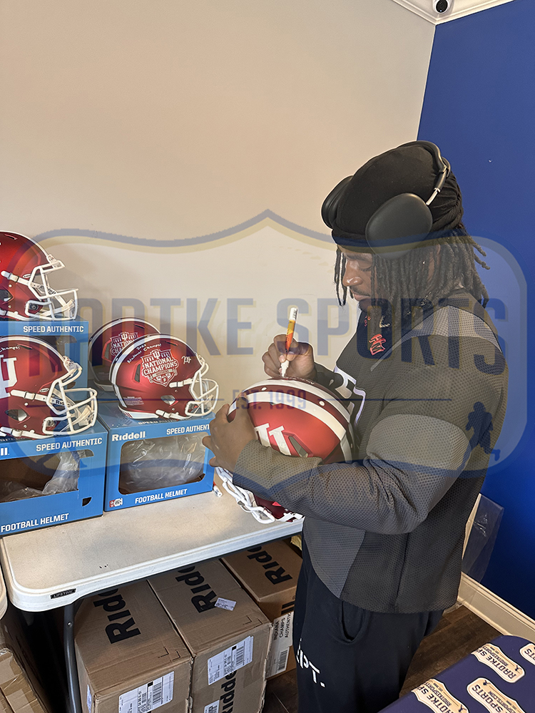 Kaelon Black Signed Indiana Hoosiers Speed Authentic National Champs NCAA Helmet with "2025 National Champs" Inscription - Image 4