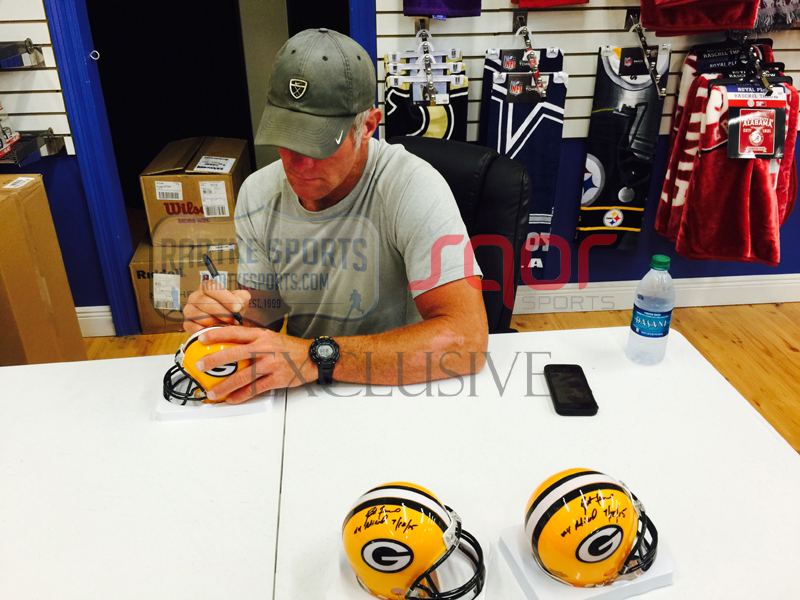 Brett Favre Autographed/Signed Green Bay Packers Riddell NFL Mini Helmet with "4 Retired 7/18/15" Inscription - LE of 44-648
