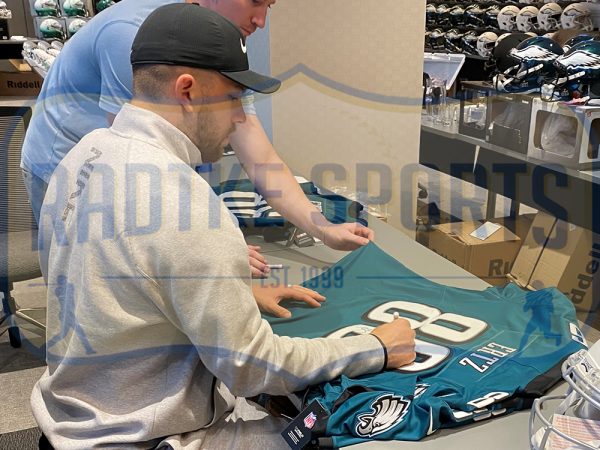 Zach Ertz Signed Philadelphia Eagles Nike Limited Green NFL Jersey - Image 7