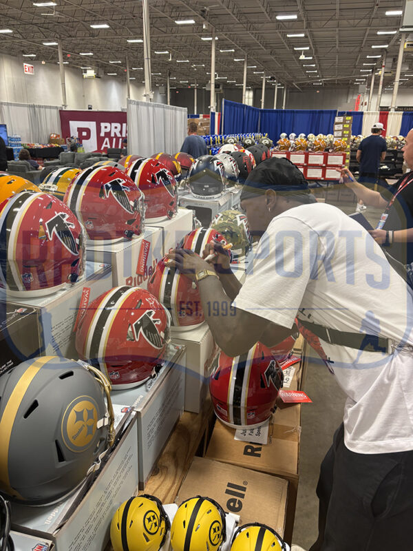 Julio Jones Signed Atlanta Falcons Speed Authentic Camo NFL Helmet - Image 4