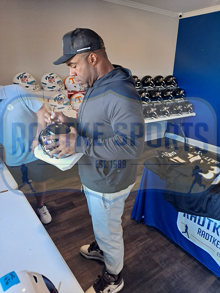 Jamal Lewis Signed Baltimore Ravens Speed Flex Mid-Size NFL Midi Helmet With "2k Rusher" Inscription - Image 3