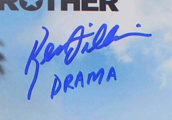 Kevin Dillon Signed Entourage Unframed 16x20 Photo - Close Up-Drama Inscription - Image 2