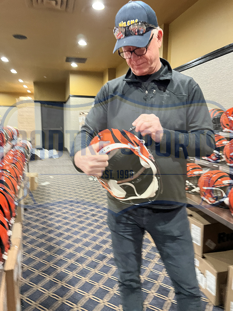 Boomer Esiason Signed Cincinnati Bengals Speed Salute to Service 3 NFL Mini Helmet - Image 3