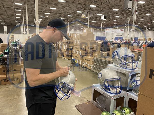 Matt Hasselbeck Signed Seattle Seahawks Speed Authentic Throwback NFL Helmet - Image 2