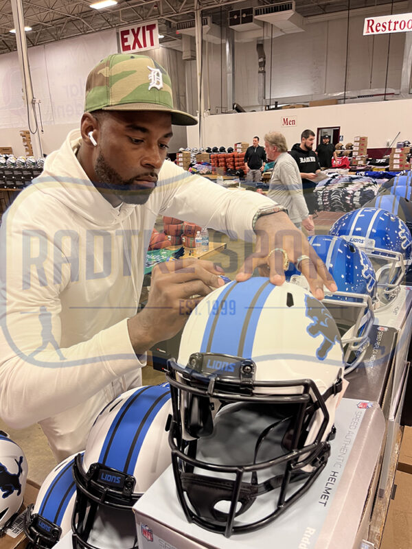 Calvin Johnson & Barry Sanders Signed Detroit Lions Speed Authentic Lunar NFL Helmet - Image 3
