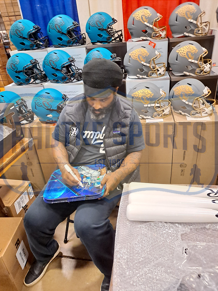 Ricky Williams Signed 13"x11" Astronaut Rolling Tray with "420" Inscription - Image 2