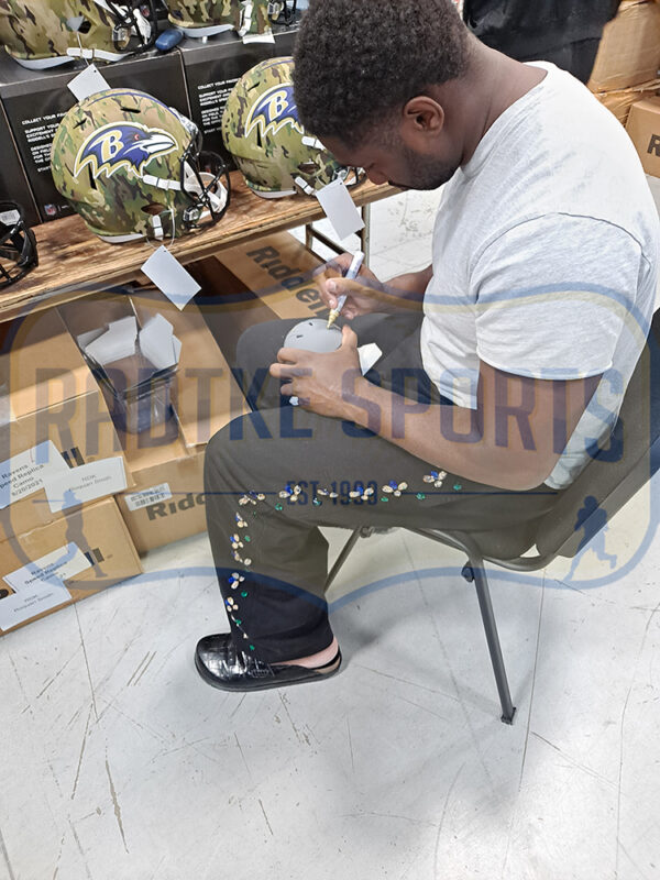 Roquan Smith Signed Baltimore Ravens Speed Slate NFL Mini Helmet - Image 2