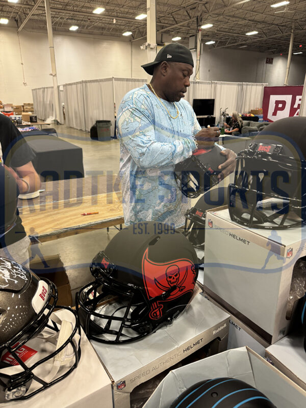 Warren Sapp, Ronde Barber, Mike Alstott Signed Tampa Bay Buccaneers Speed Authentic Eclipse NFL Helmet - Image 2