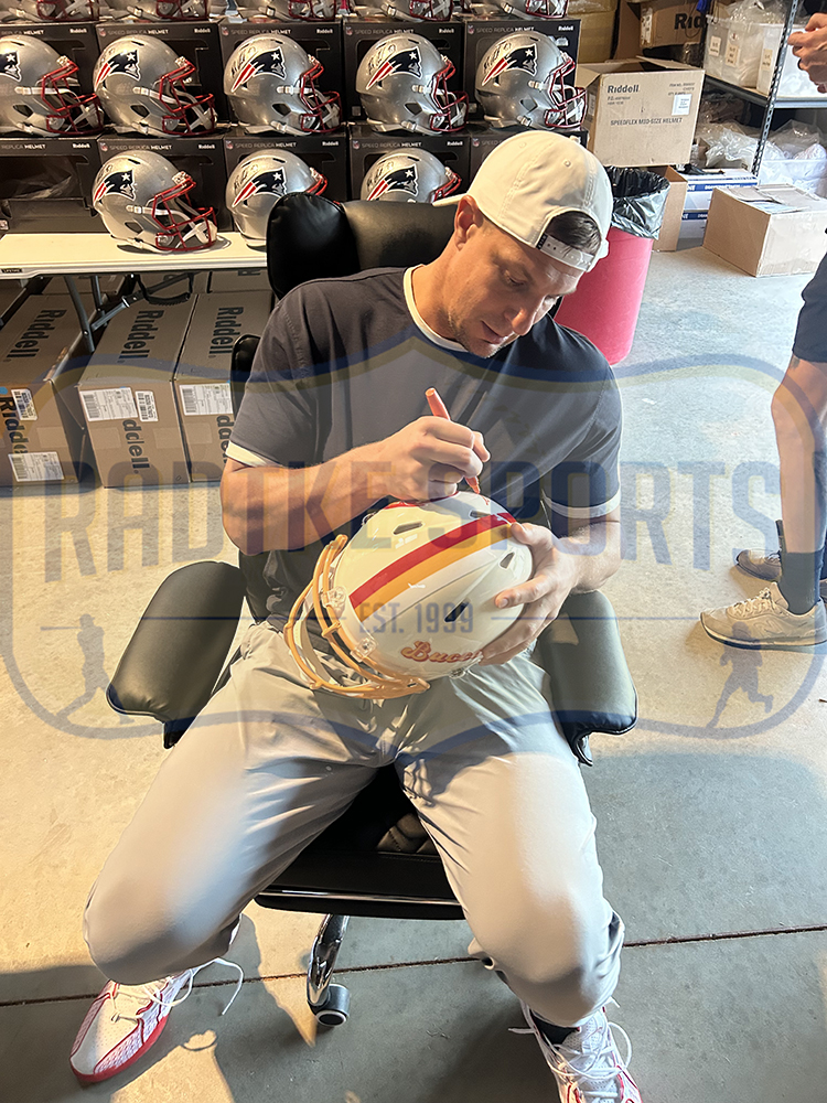 Rob Gronkowski Signed Tampa Bay Buccaneers Speed Full Size Retro NFL Helmet - Image 3