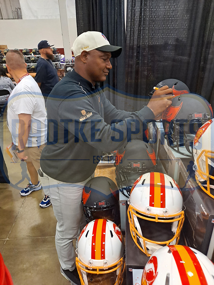 Derrick Brooks Signed Tampa Bay Buccaneers Speed Authentic Eclipse NFL Helmet - Image 2