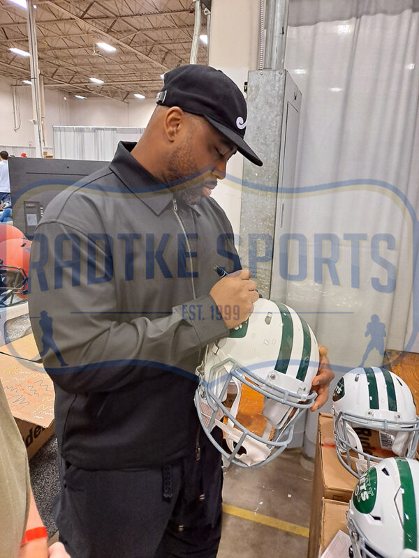 Darrelle Revis Signed New York Jets Speed Authentic Throwback 1965-1977 NFL Helmet - Image 3