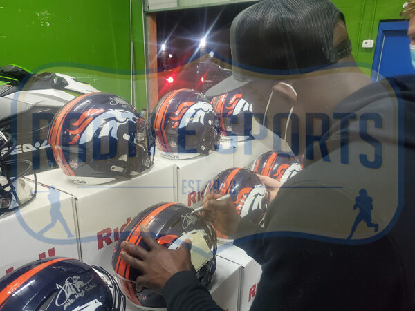 Terrell Davis Signed Denver Broncos Speed Flex Authentic Custom Drip NFL Helmet with "Bronco 4 Life!" Inscription - Image 5