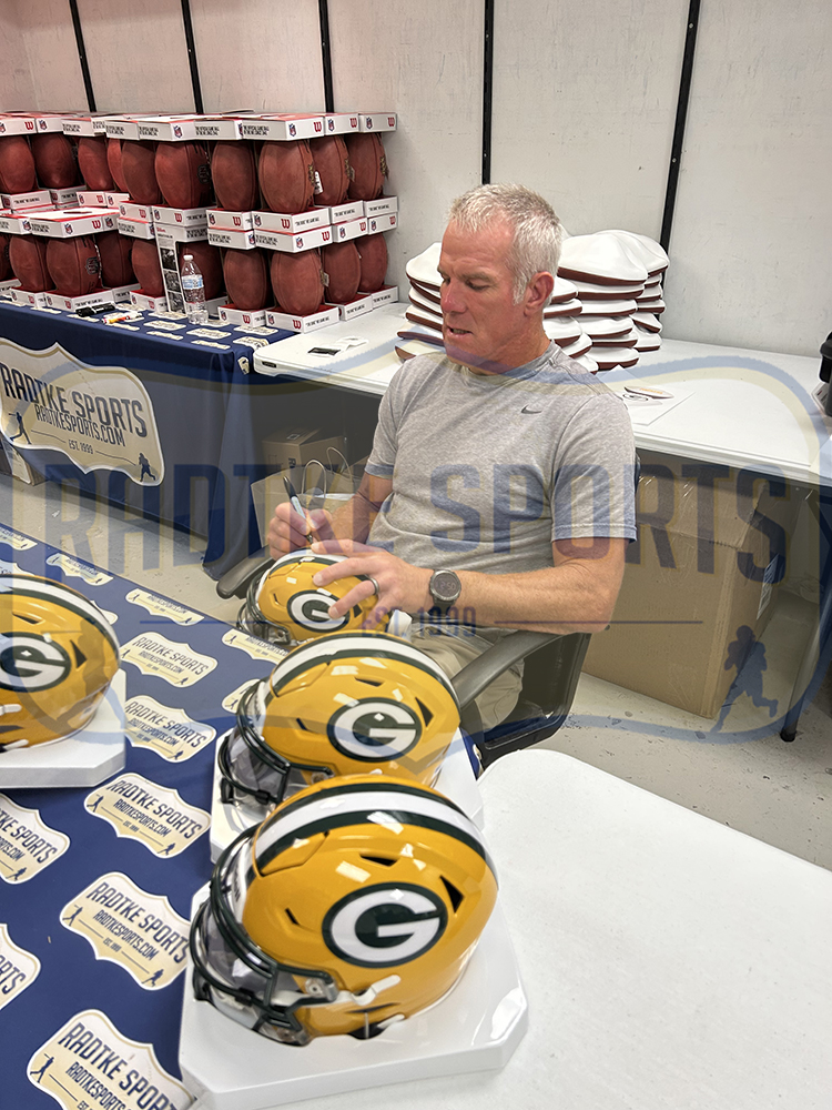 Brett Favre Signed Green Bay Packers Speed Flex Mid-Size NFL Midi Helmet - Image 2