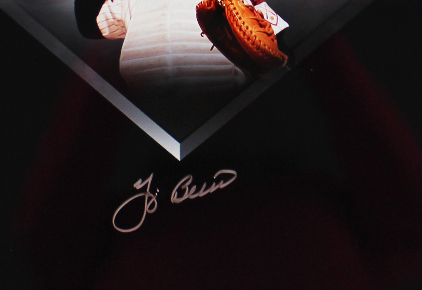 Gary Carter & Yogi Berra Signed Unframed 16x20 MLB Catchers Photo with "The Kid"Inscription - Image 3