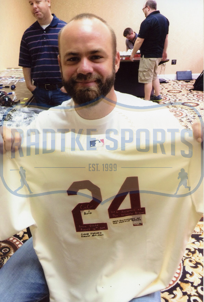 Evan Gattis Signed Game Issued Atlanta Braves Creamy White Jersey with "Game Issued August 16, 2014 & 100th Anniversary of Miracle Braves" Inscription - Image 6