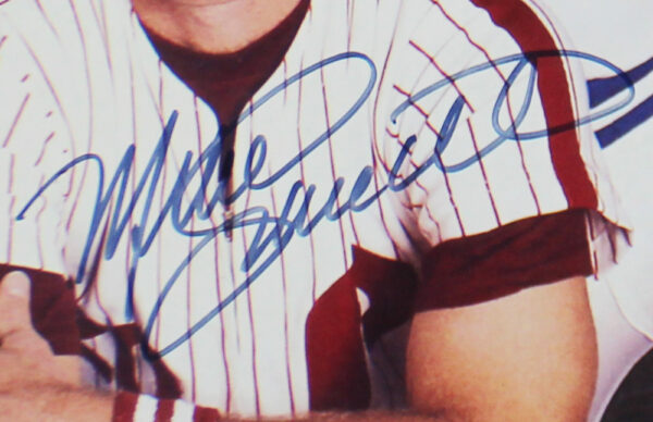 Mike Schmidt Signed Philadelphia Phillies Unframed 11x14 1981 SI Print Magazine Cover - Image 2