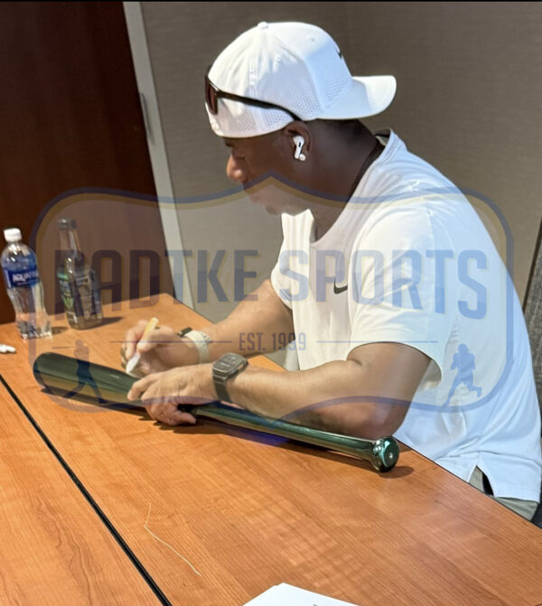 Ken Griffey Jr. Signed Seattle Mariners Rawlings Green Chrome MLB Bat - Image 4