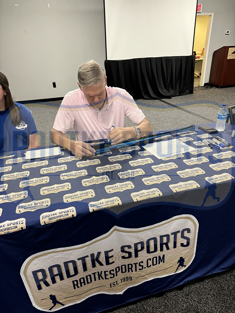 Dale Murphy Signed Atlanta Braves Adirondack Pro Black MLB Bat With "82, 83 NL MVP" Inscription - Image 4