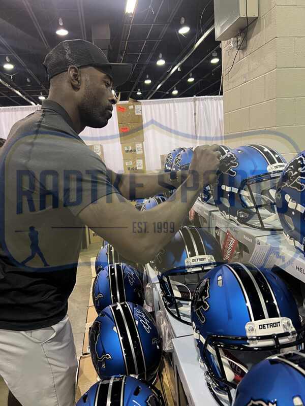 Calvin Johnson Signed Detroit Lions Speed Rave NFL Mini Helmet - Image 3