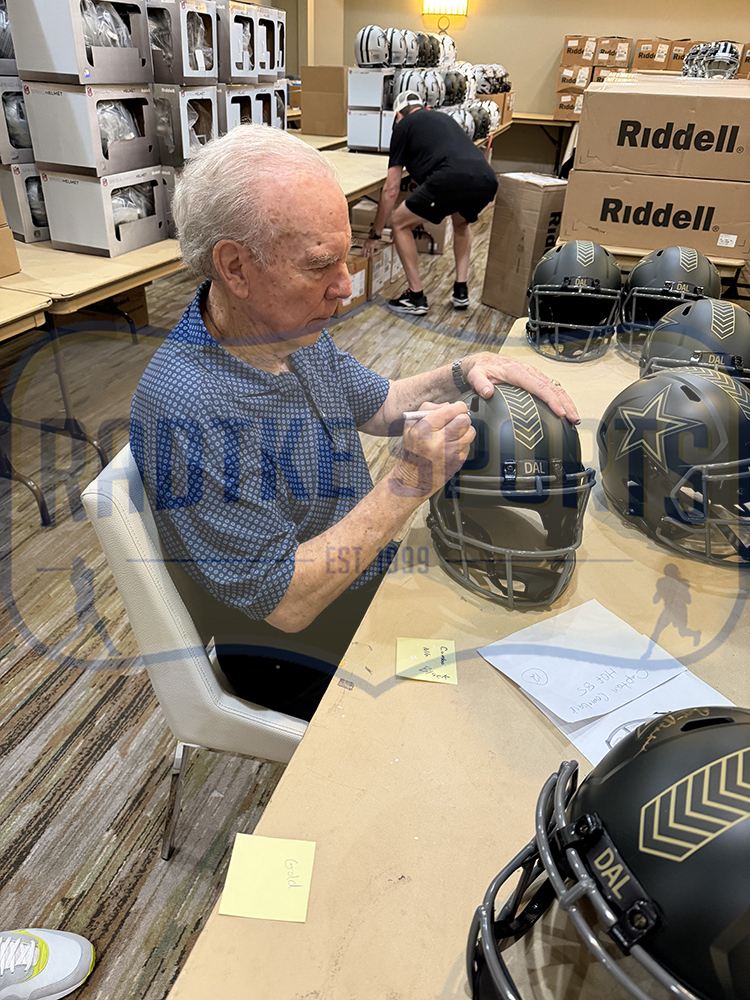 Roger Staubach Signed Dallas Cowboys Speed Authentic Salute to Service 4 NFL Helmet - Image 2