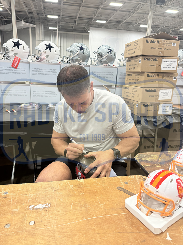 Mike Alstott Signed Tampa Bay Buccaneers Speed Flex Mid-Size NFL Midi Helmet - Image 4