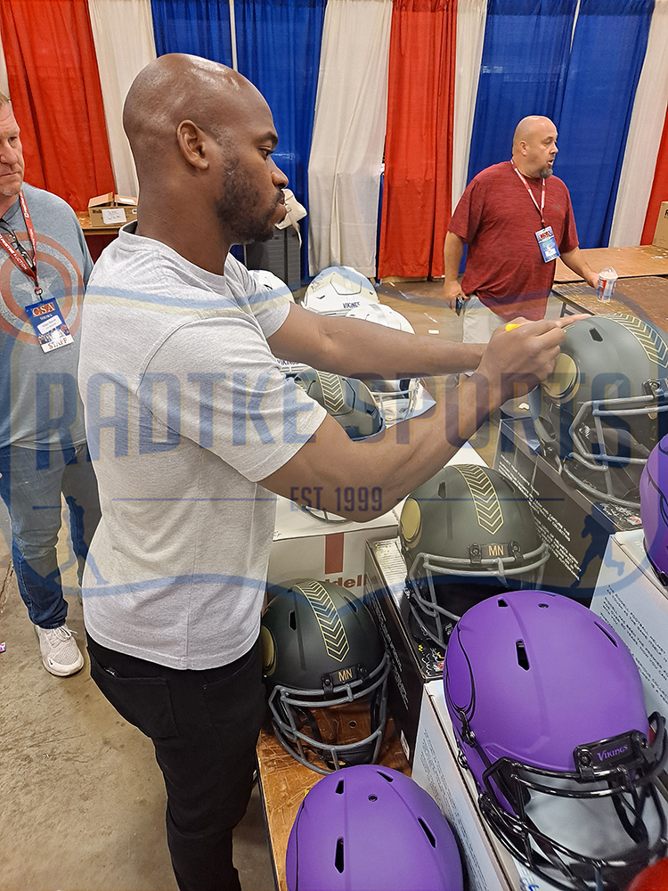Adrian Peterson Signed Minnesota Vikings Speed Full Size Salute to Service 4 NFL Helmet - Image 3