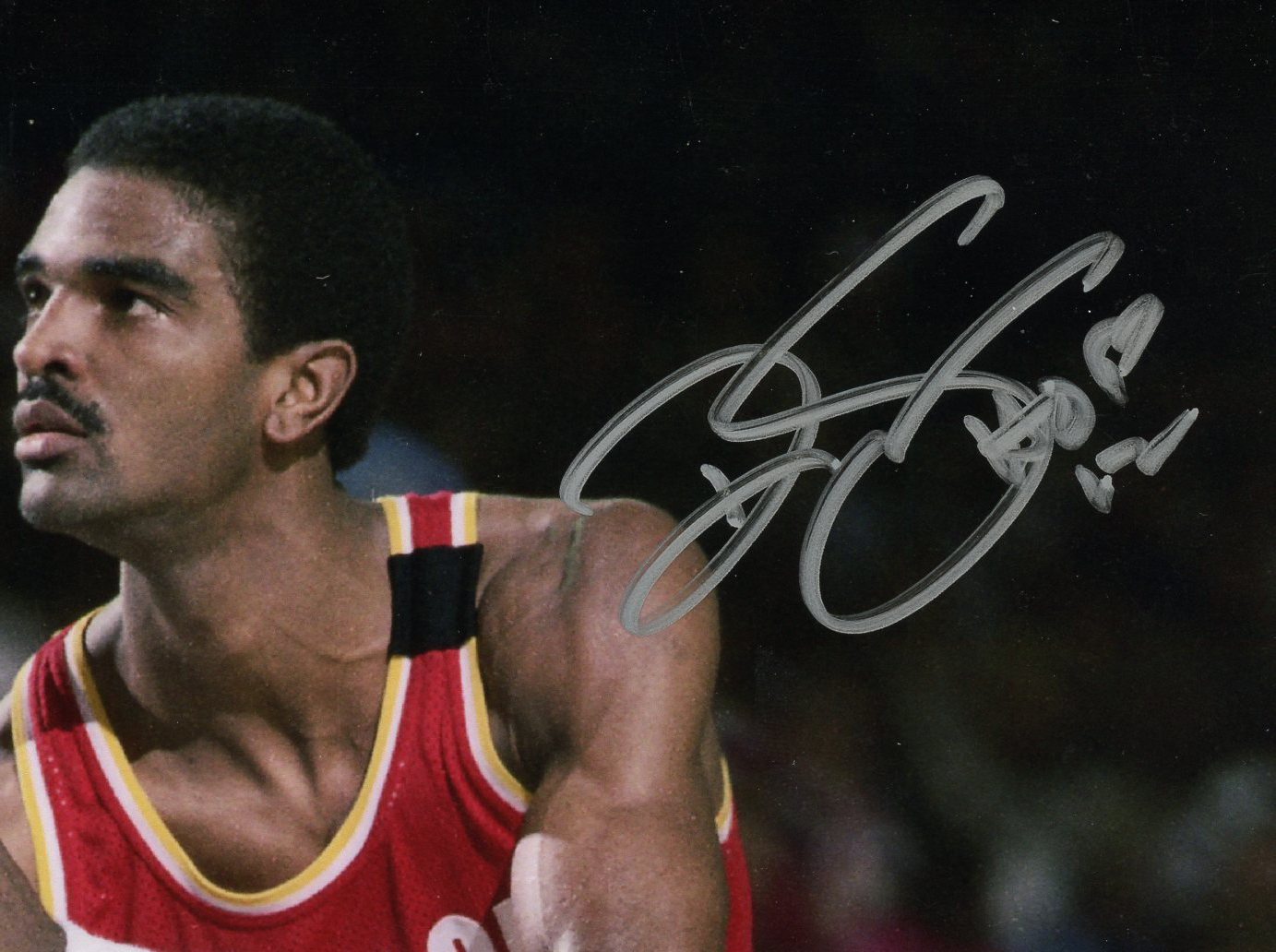 Ralph Sampson Signed Houston Rockets Unframed 8x10 NBA Photo with "HOF 12" Inscription - Image 2