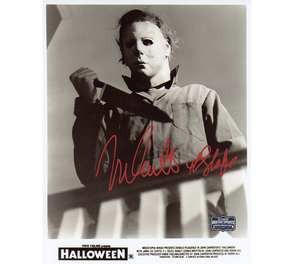 Nick Castle Signed Halloween Unframed 8x10 Close Up with Knife Photo - Red Ink with "The Shape" Inscription