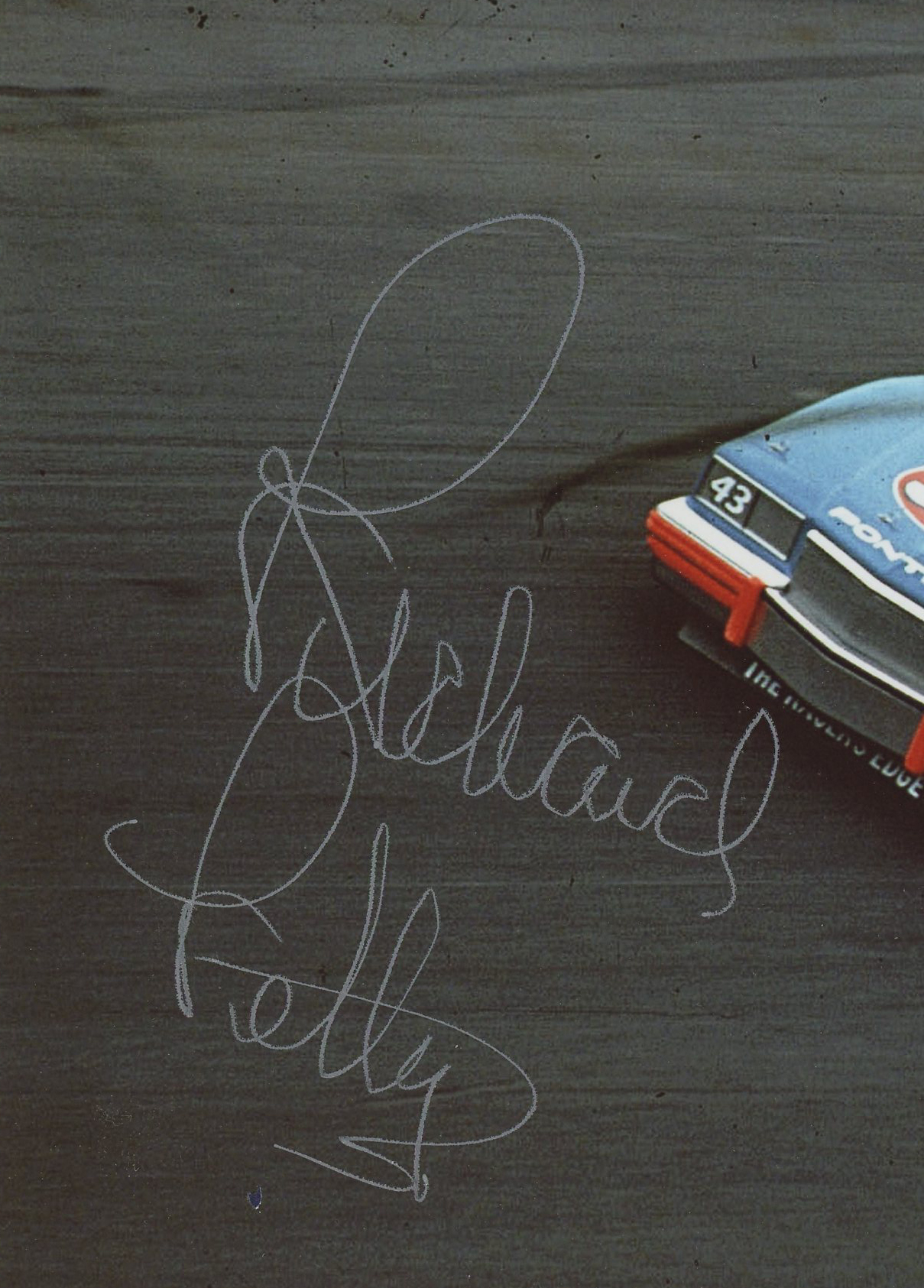 Richard Petty Signed NASCAR Unframed 8x10 Photo - Blue Car Red Stripe - Image 2