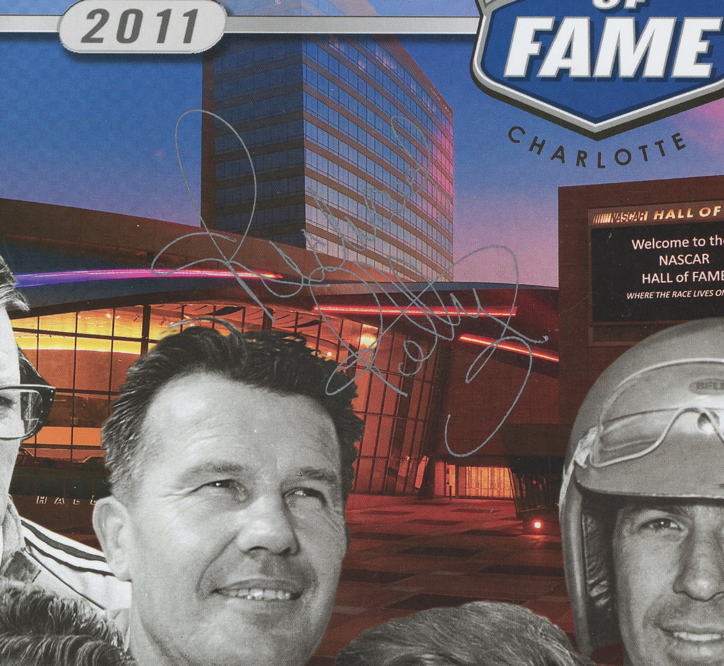Richard Petty Signed NASCAR Hall of Fame Class of 2011 Red Legends Magazine - Image 2