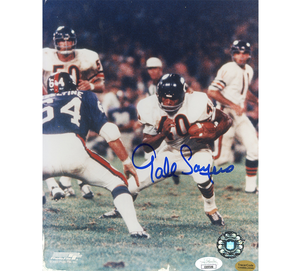 Gale Sayers Signed Chicago Bears Unframed 8x10 NFL Photo