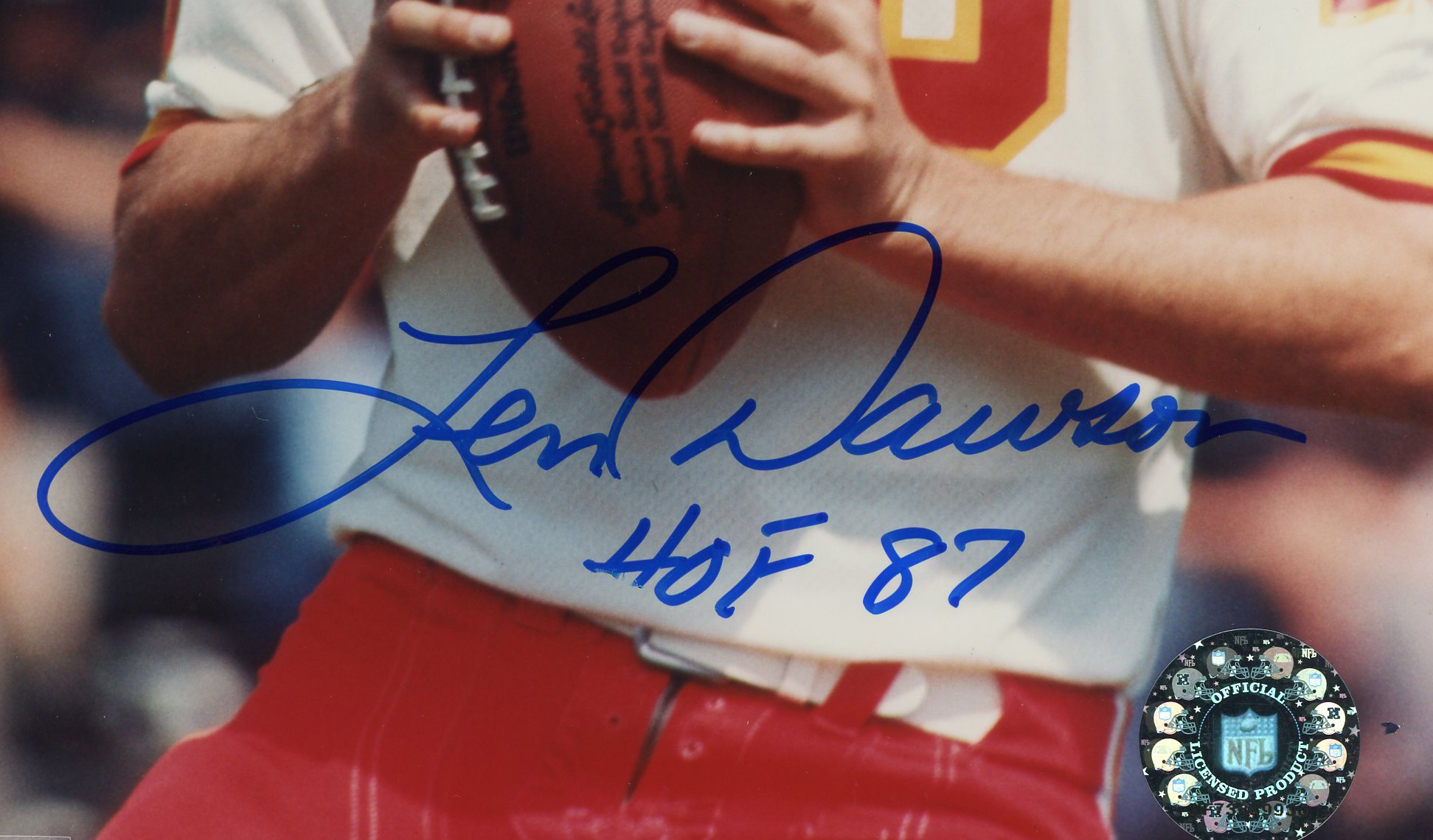 Len Dawson Signed Kansas City Chiefs Unframed 8x10 NFL Photo with "HOF 87" Inscription - Image 2