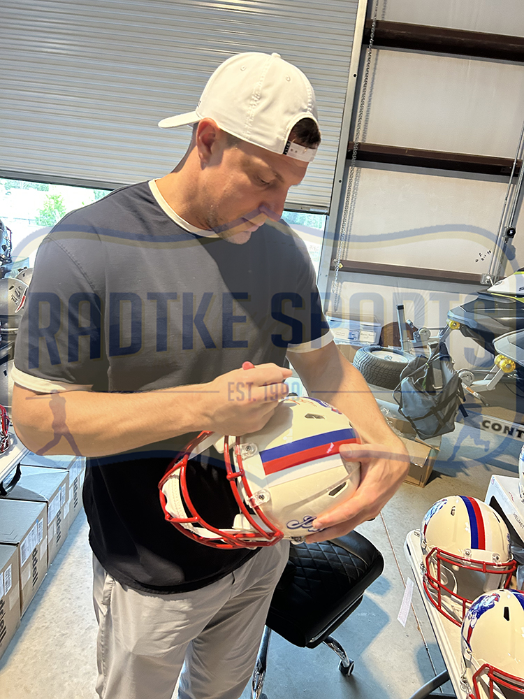Julian Edelman and Rob Gronkowski Signed New England Patriots Speed Authentic Throwback 1990-92 NFL Helmet - Image 3