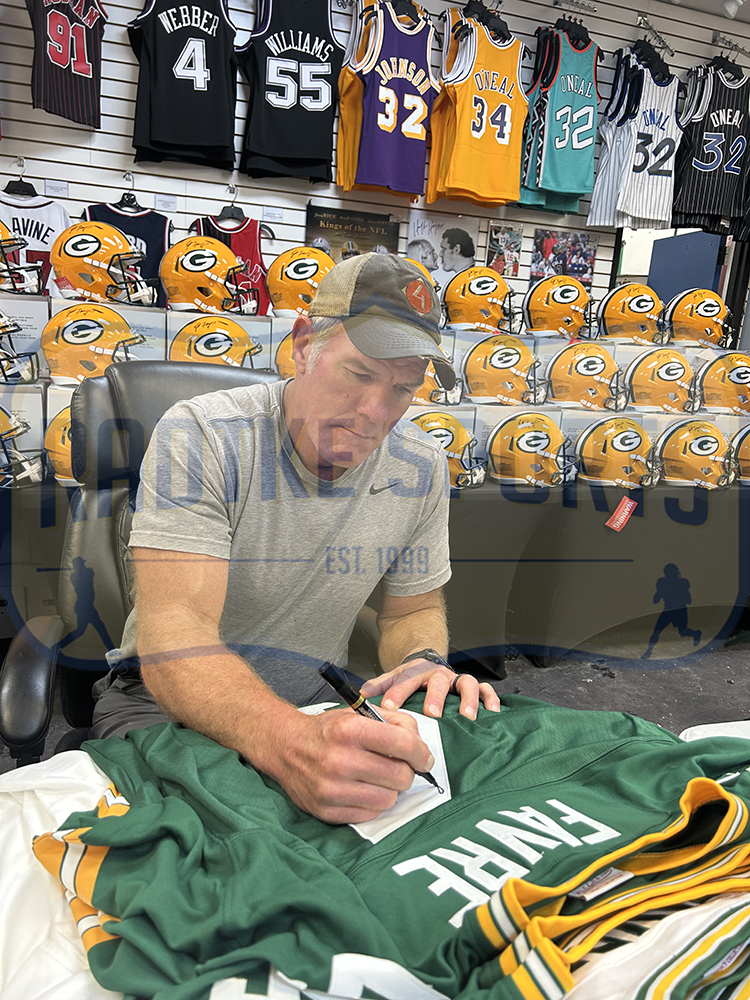 Brett Favre Signed Green Bay Packers Framed Green NFL Jersey - Image 3