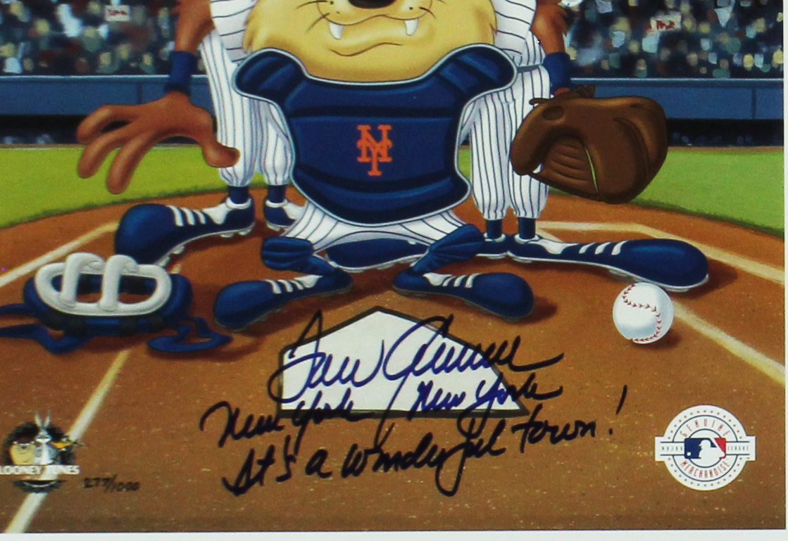 Tom Seaver Signed New York Mets Unframed 16x20 Looney Tunes MLB Photo with "New York New York It's a Wonderful Town" Inscription - Image 2