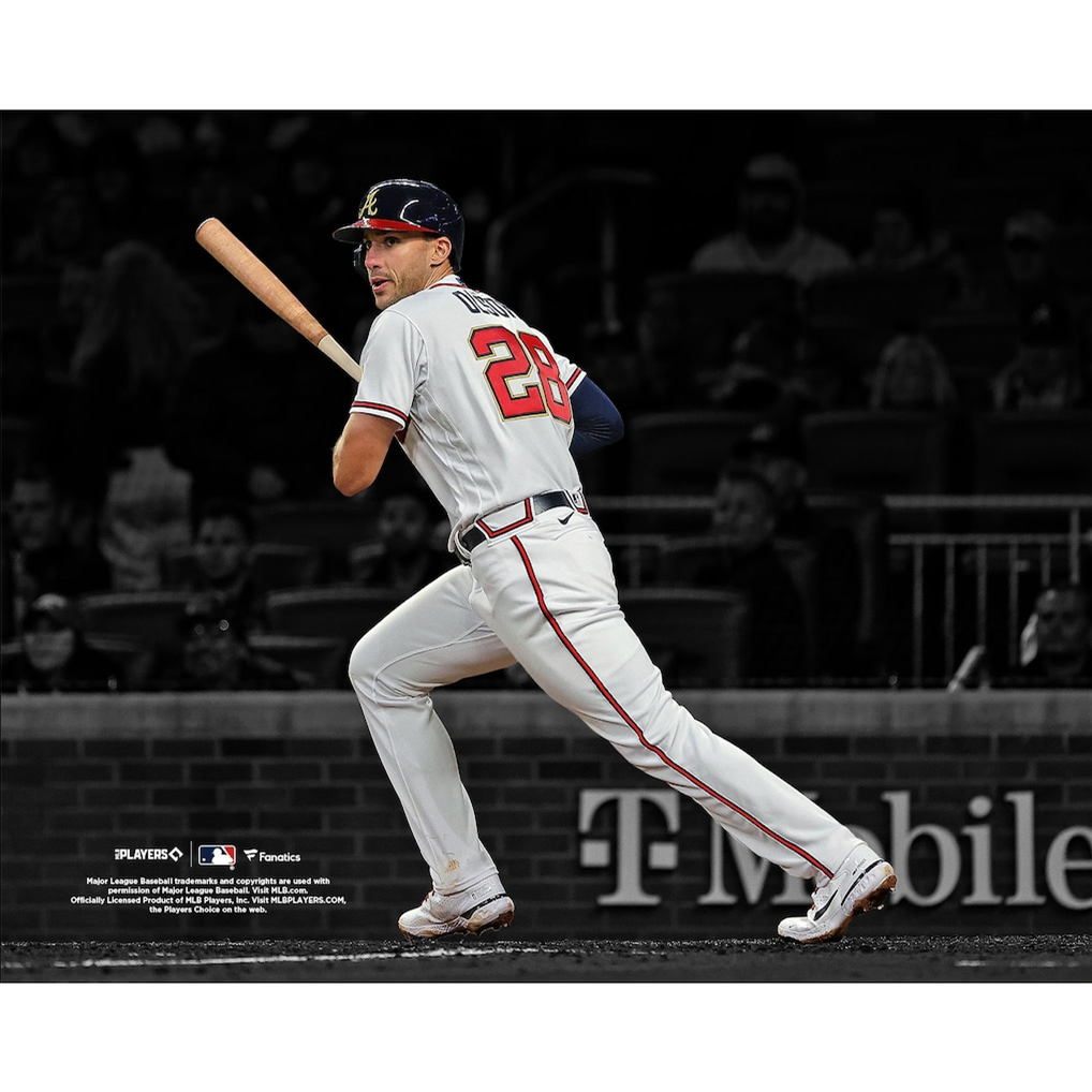 PRE-SALE - Matt Olson Unsigned Braves Spotlight Double Hit 8x10