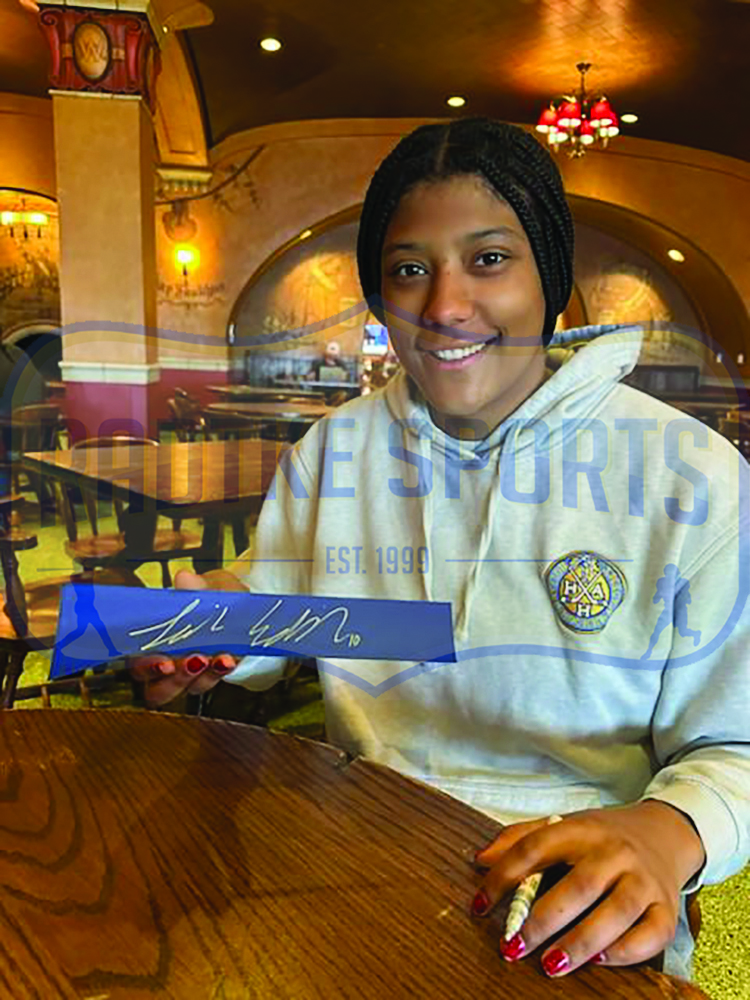 Laila Edwards Signed Custom White Hockey Jersey - Image 3