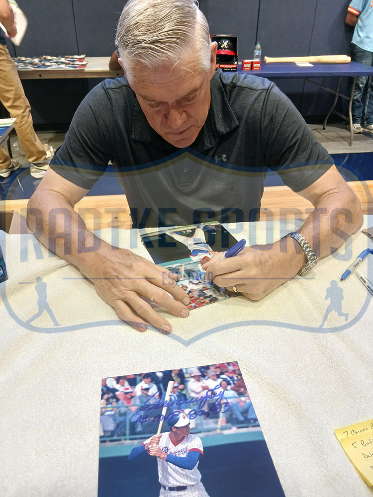Dale Murphy Signed Atlanta Braves Framed 16x20 Swinging MLB Print With "NL MVP 82, 83" Inscription - Image 3
