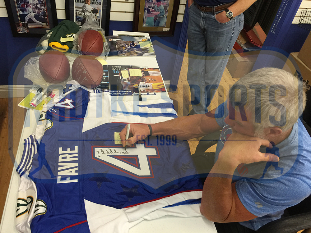 Brett Favre Signed Green Bay Packers Reebok 2003 Pro Bowl Game Issued Blue Jersey with Inscription - Image 6