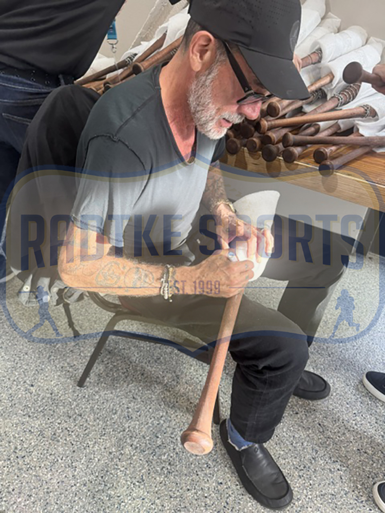 Jeffrey Dean Morgan Signed The Walking Dead Brown Lucille Barbed Wire Bat - Silver Ink - Image 4