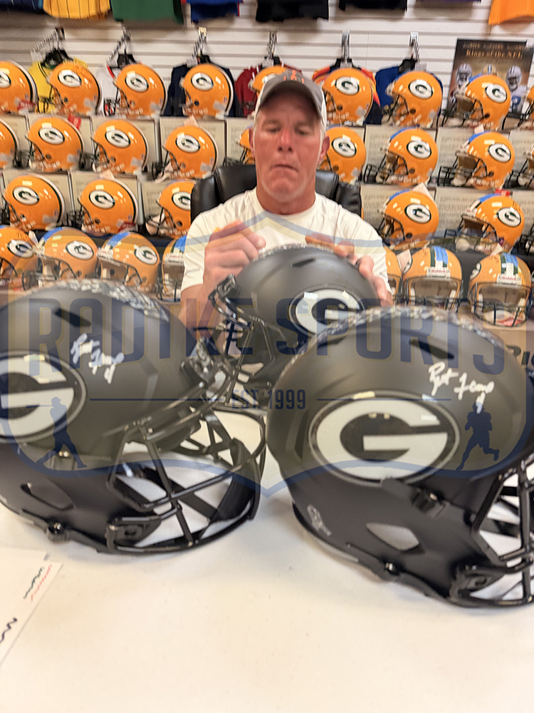 Brett Favre Signed Green Bay Packers Speed Full Size Salute to Service 5 NFL Helmet - Image 2